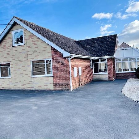 5-Bedroom Cottage In Healing, Grimsby Luaran gambar