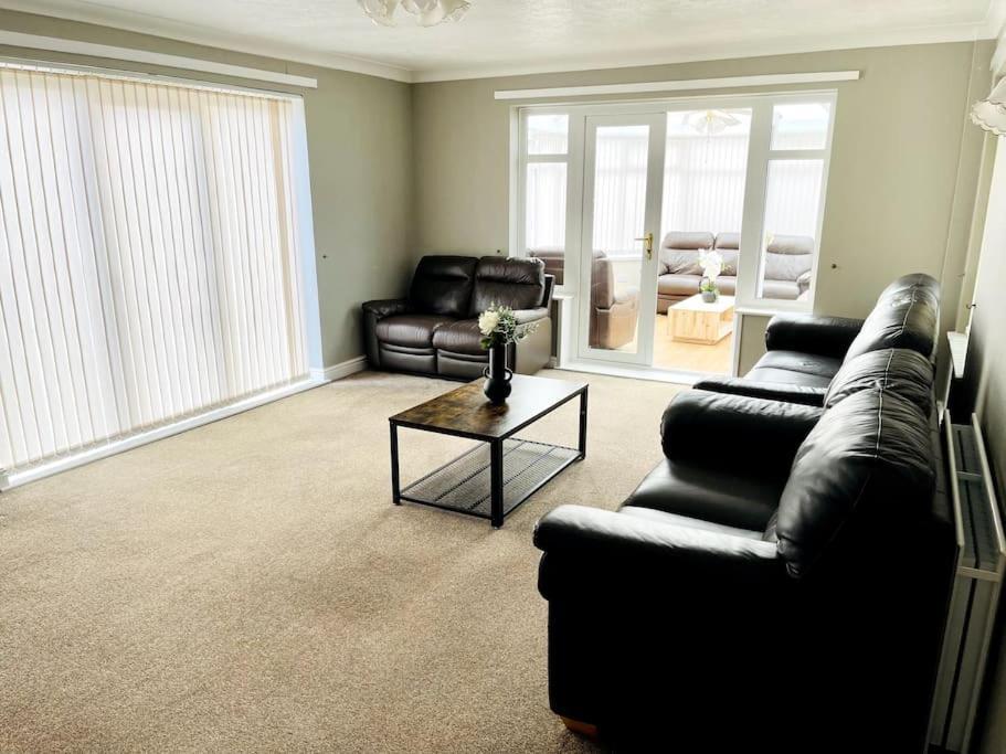 5-Bedroom Cottage In Healing, Grimsby Luaran gambar
