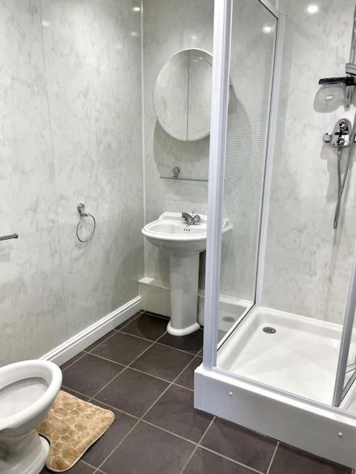 5-Bedroom Cottage In Healing, Grimsby Luaran gambar